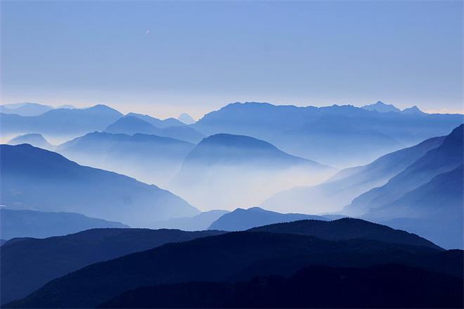 mountains-passes-clouds-mist-preview.jpg